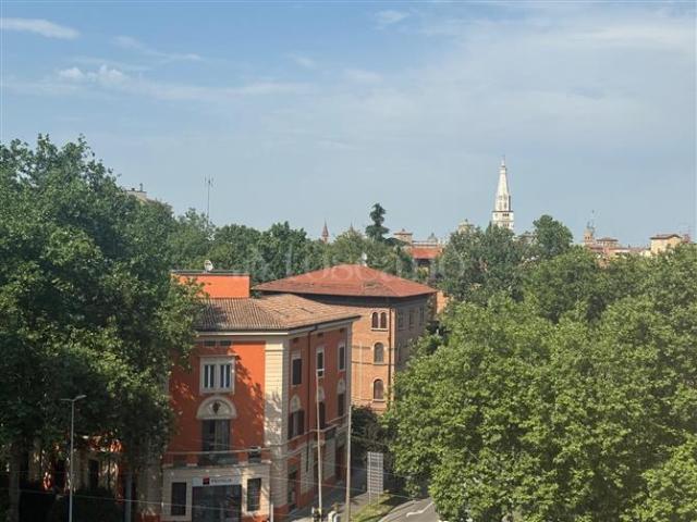 Casa in vendita a Modena, Quartiere Baggiovara