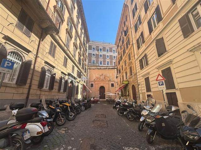 Casa in vendita a Municipio Roma I, Roma Capitale
