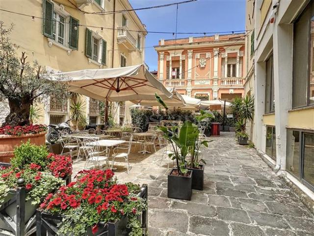Casa in vendita a Cappuccini, Cala Di Volpe