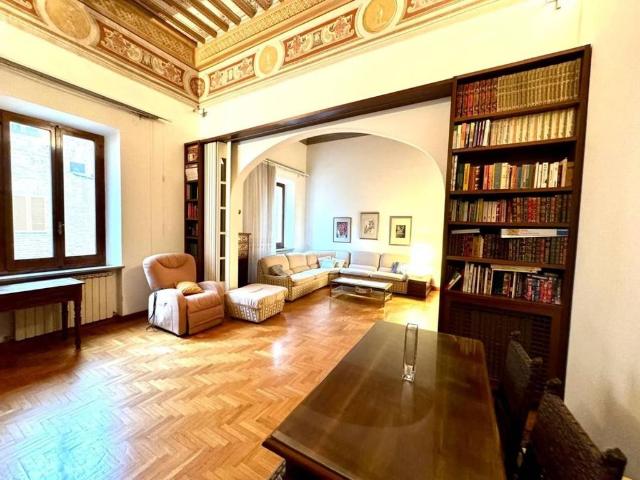 Villa Indipendente in vendita a Contrada della Selva, Siena