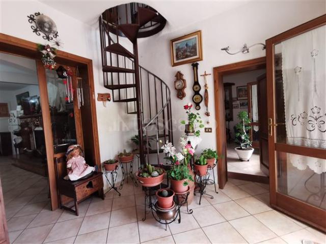 Casa in vendita a Sovicille, Toscana