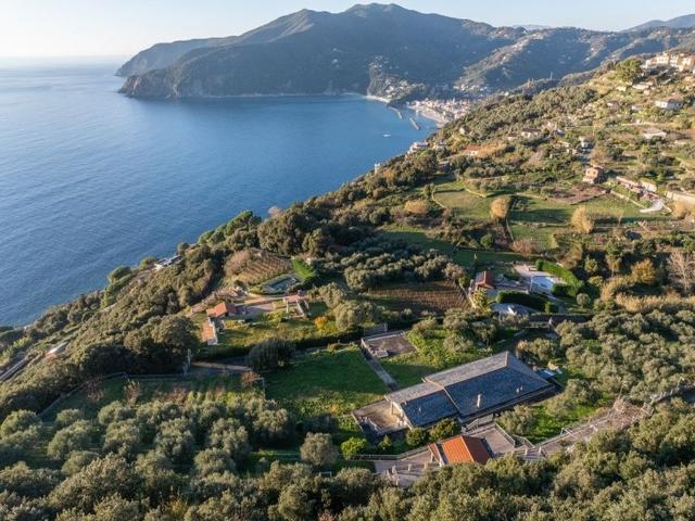 Villa Indipendente in vendita a Lemeglio, Moneglia