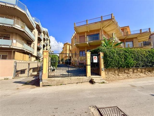 Casa in vendita a Scacciapensieri, Nettuno