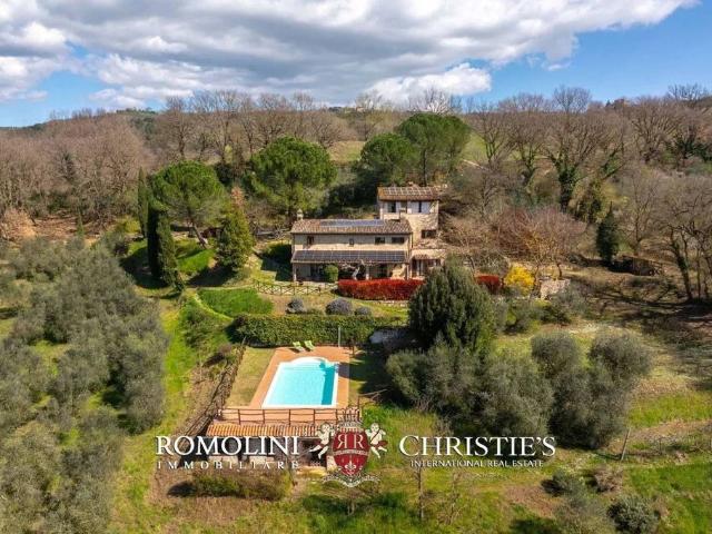 Villa Indipendente in vendita a Izzalini, Umbria