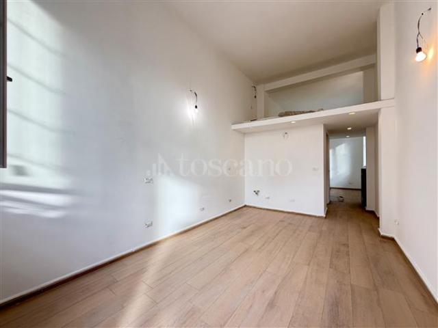 Casa in vendita a Municipio 7, Milano