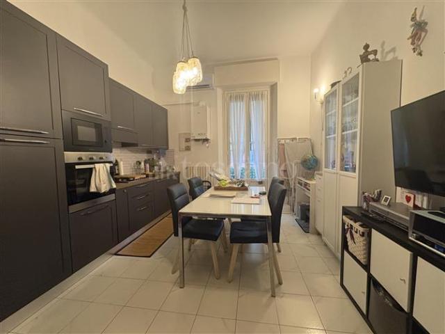 Casa in vendita a Municipio 6, Milano