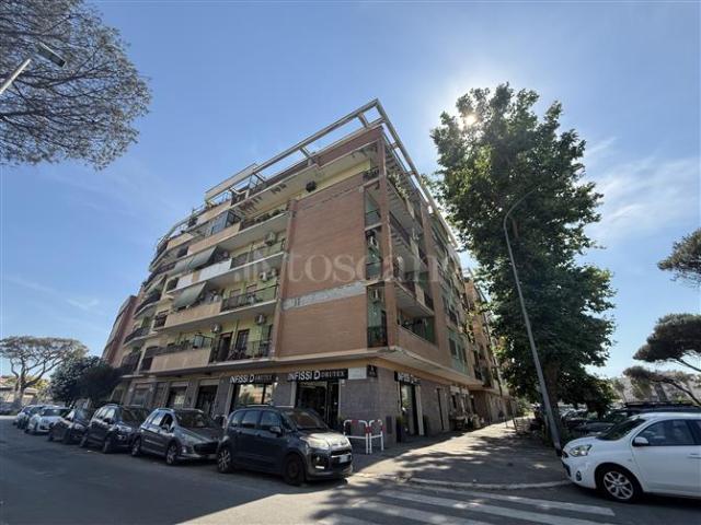 Casa in vendita a Lido di Ostia, Roma Capitale