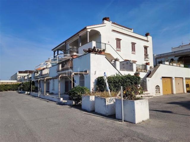 Casa in vendita a Tor San Lorenzo, Ardea