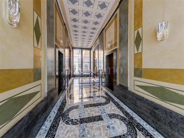 Casa in vendita a Municipio 1, Milano