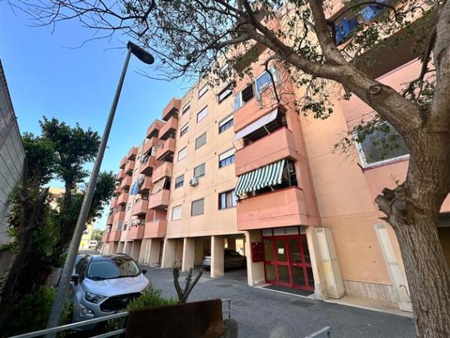 Casa in vendita a Giarre, Sicilia