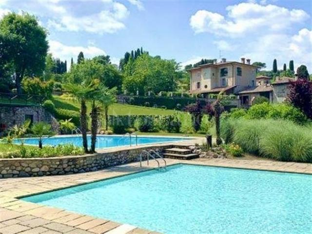 Casa in vendita a Desenzano Del Garda, Lombardia