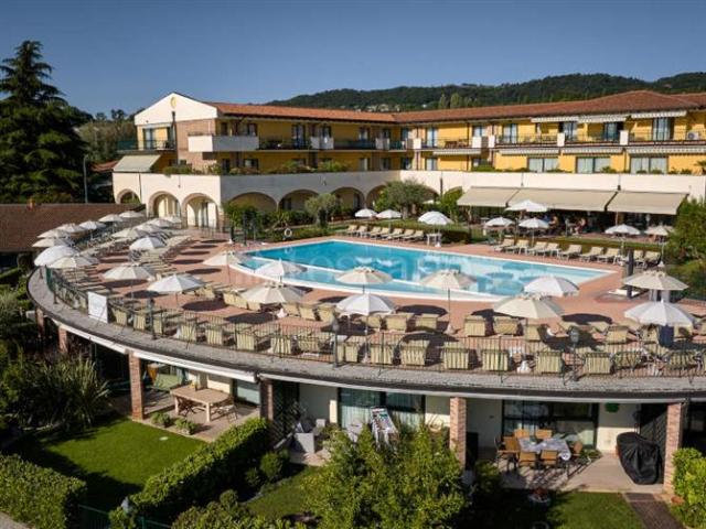 Casa in vendita a Padenghe Sul Garda, Brescia