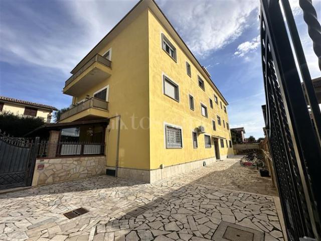 Casa in vendita a Passoscuro, Roma Capitale
