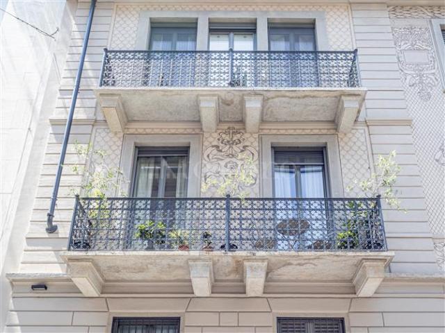 Casa in vendita a Municipio 1, Milano