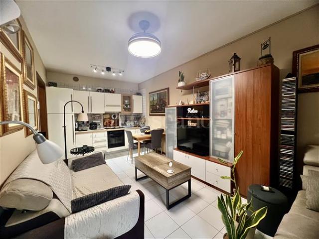 Casa in vendita a Rivoltella del Garda, Desenzano Del Garda