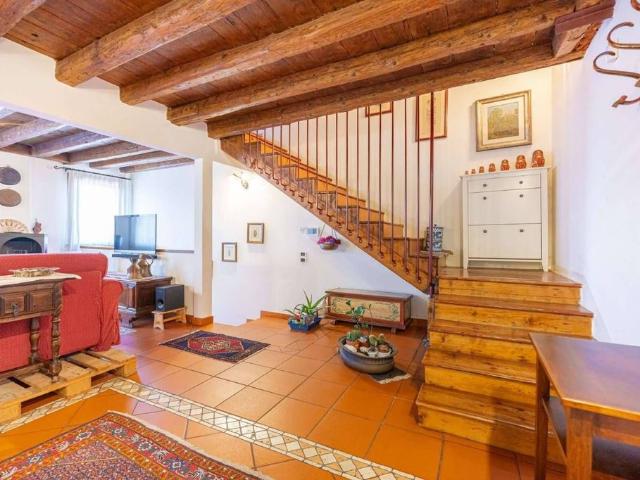 Villa Indipendente in vendita a Castello, Carbonera