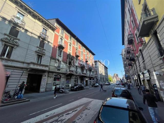 Casa in vendita a Municipio 9, Milano
