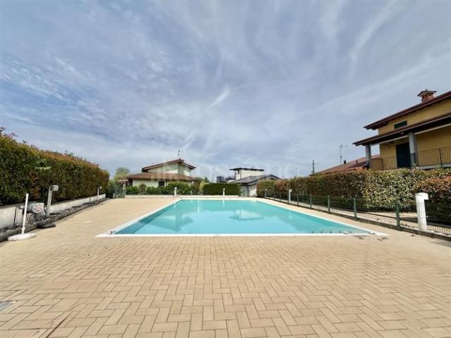 Casa in vendita a Peschiera Del Garda, Veneto