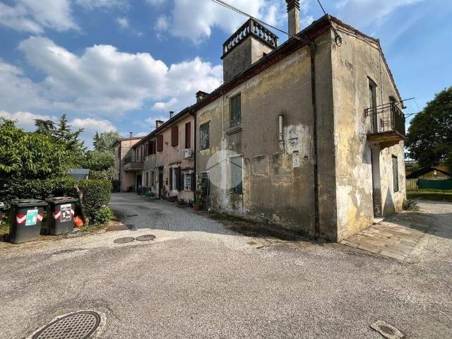 Villa Indipendente in vendita a Sant'Agostino, Albignasego