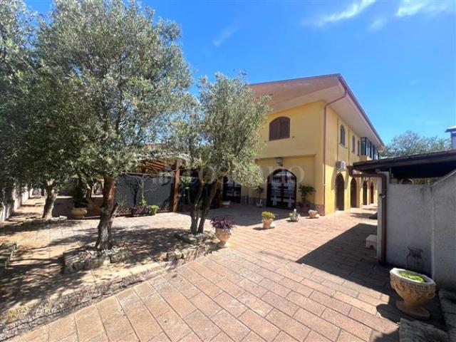 Casa in vendita a Uta, Sardigna/Sardegna