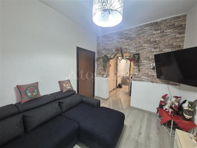 Casa in vendita a Fenegrò, Lombardia