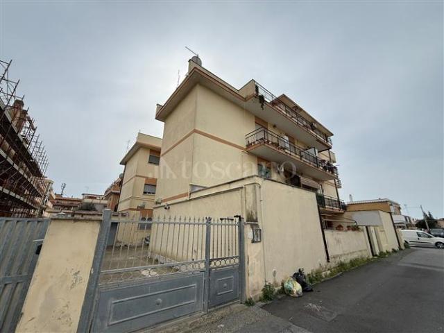 Casa in vendita a Roma Capitale, Lazio