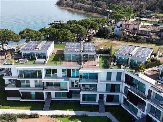 Casa in vendita a Lonato, Lombardia
