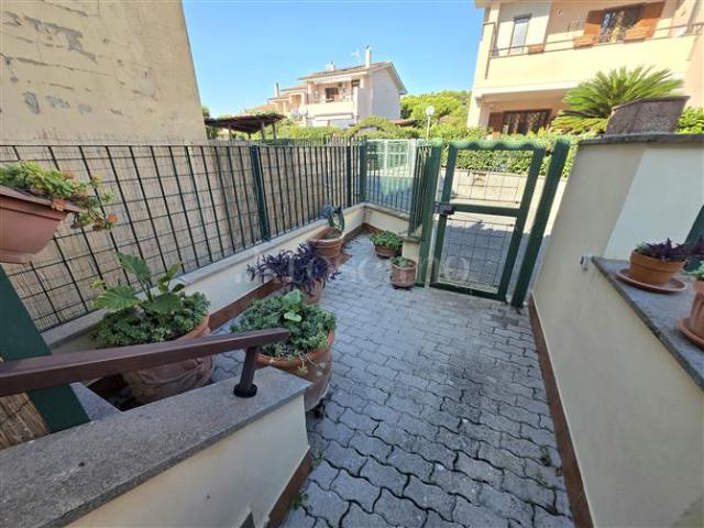 Casa in vendita a Prato del Mare, Santa Marinella
