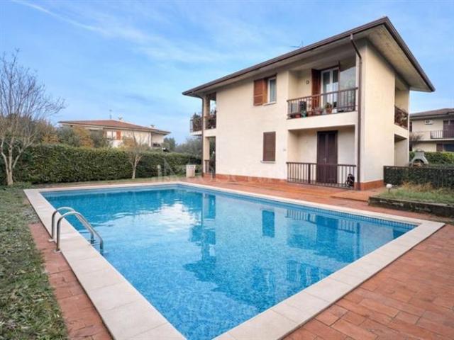 Casa in vendita a Desenzano Del Garda, Lombardia