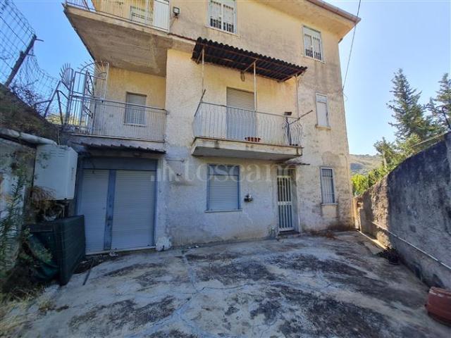 Casa in vendita a Aquino, Monreale