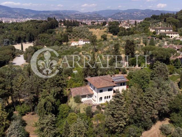 Villa Indipendente in vendita a Quartiere 4, Firenze