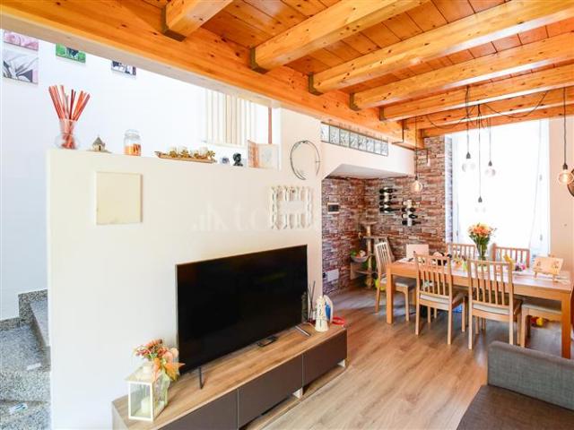 Casa in vendita a Montesordo, Cermenate