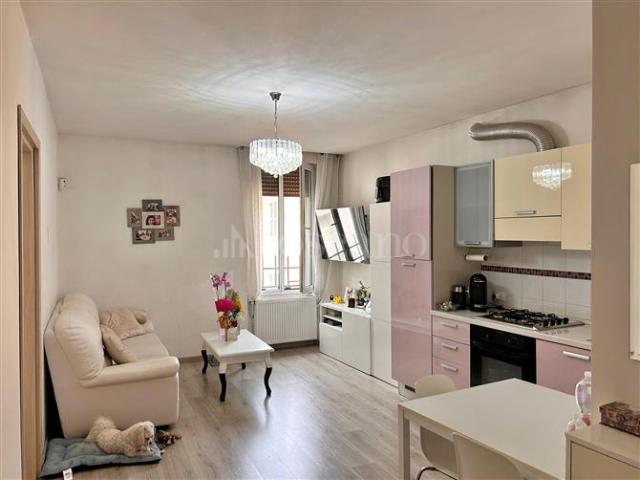 Casa in vendita a Zona Est, Brescia