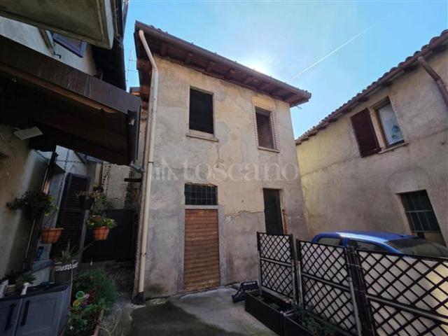 Casa in vendita a Alzate Brianza, Lombardia