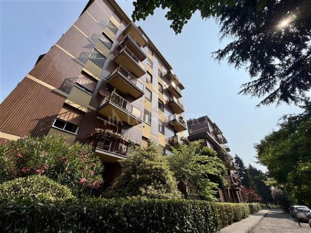 Casa in vendita a Municipio 7, Milano