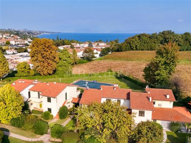Casa in vendita a Padenghe Sul Garda, Brescia