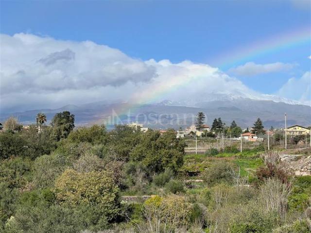 Casa in vendita a Gravina Di Catania, Catania