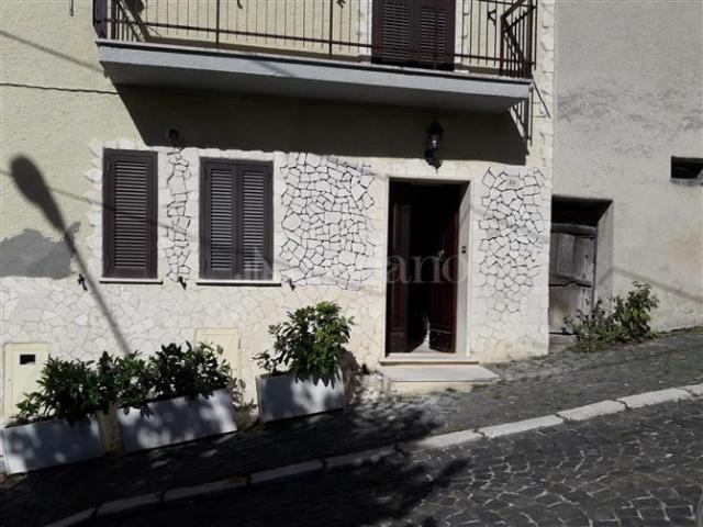 Casa in vendita a Carsoli, Abruzzo