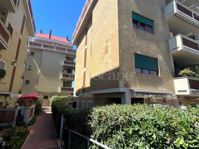 Casa in vendita a Lido di Ostia, Roma Capitale