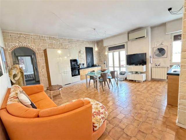 Casa in vendita a Rezzato, Lombardia