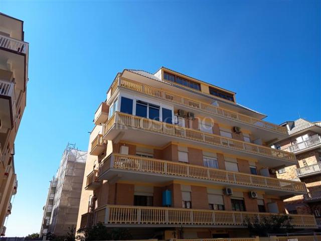 Casa in vendita a Lido di Ostia, Roma Capitale