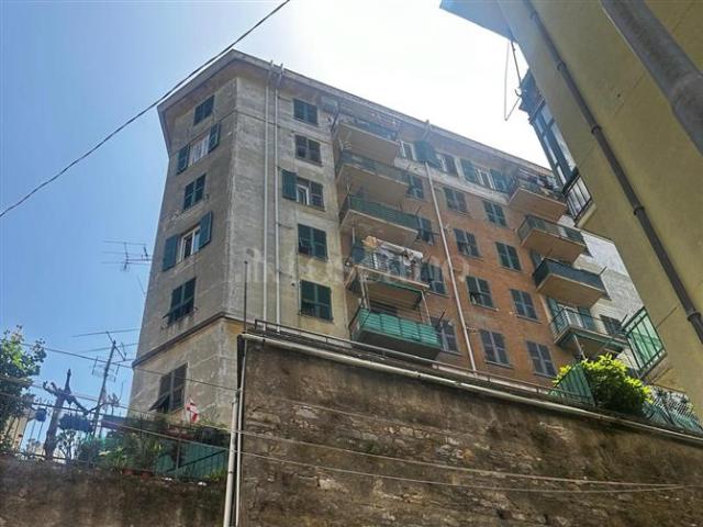 Casa in vendita a Marassi, Genova