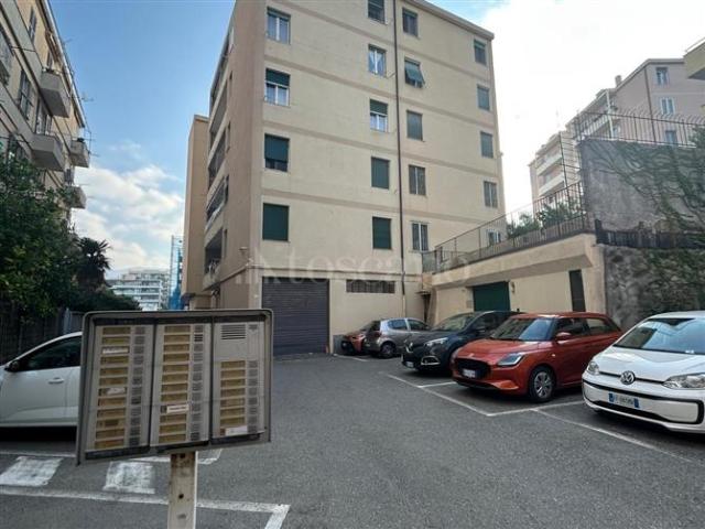 Casa in vendita a San Martino, Genova