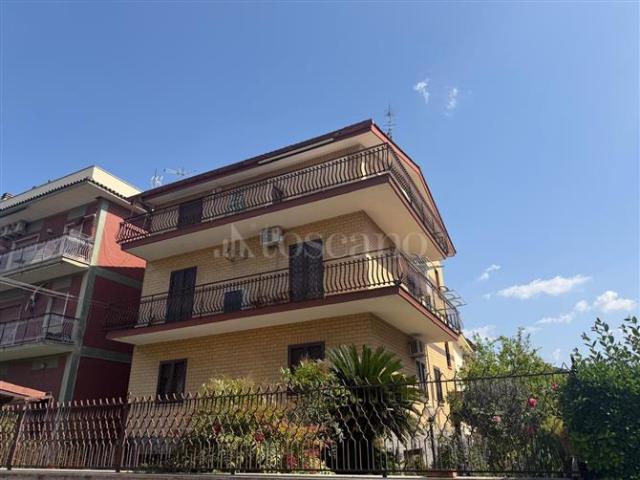 Casa in vendita a Giardini Tor di Mezzavia, Roma Capitale