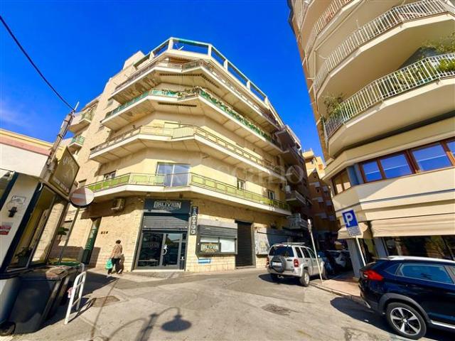 Casa in vendita a Borgo Medievale, Nettuno