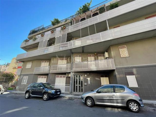 Casa in vendita a Borgo-Sanzio, Catania
