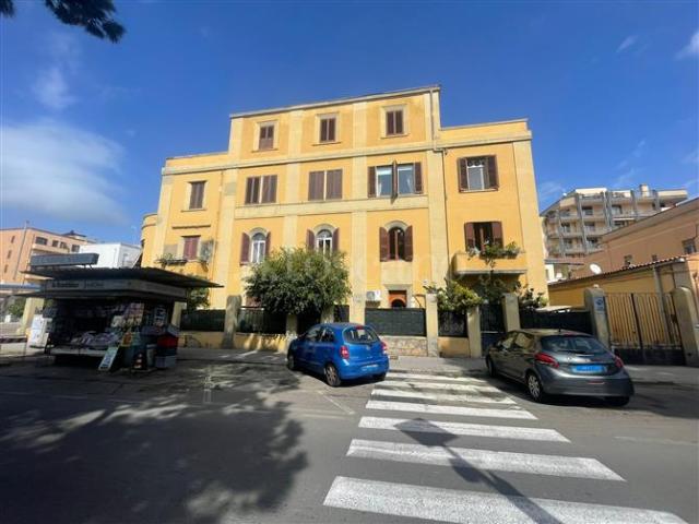 Casa in vendita a Bonaria, Cagliari