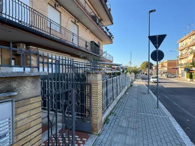 Casa in vendita a Cisterna Di Latina, Lazio