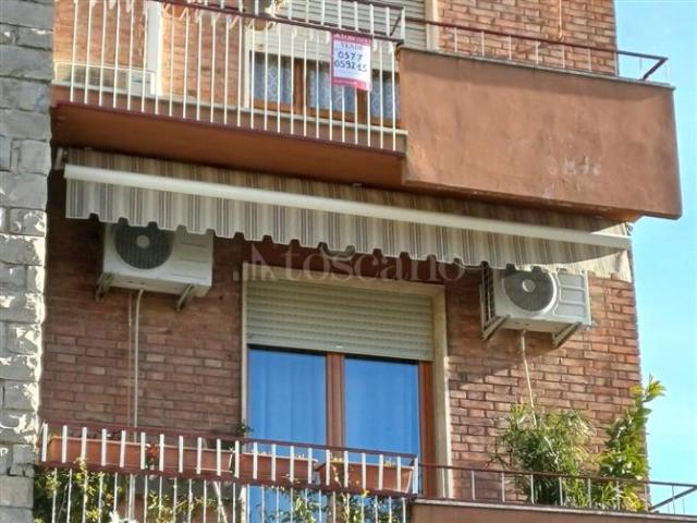 Casa in vendita a Camollia, Siena
