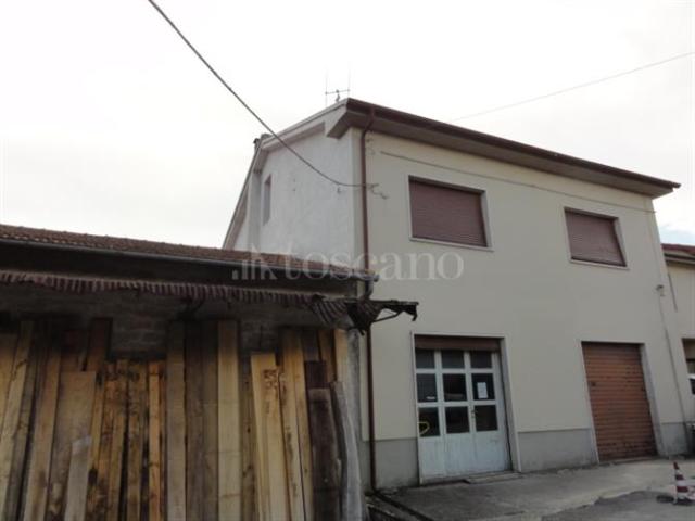 Casa in vendita a Greccio, Lazio